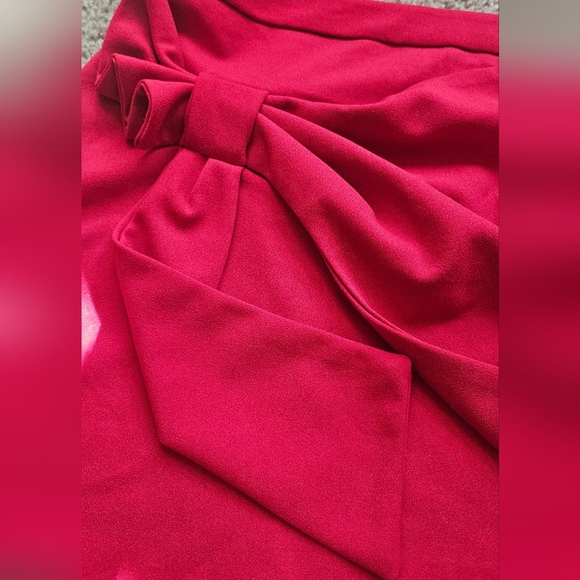 SHEIN Bold Red Mini Skirt with Knot Detail - Picture 7 of 11